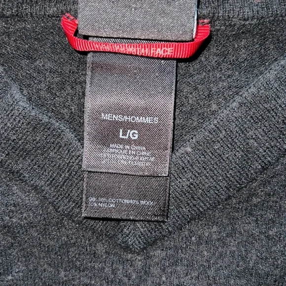 🟠  North Face Sweater 🟢 - Picture 5 of 5